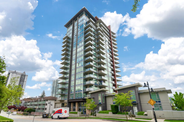Condo For Sale: 501-518 Whiting Way Coquitlam